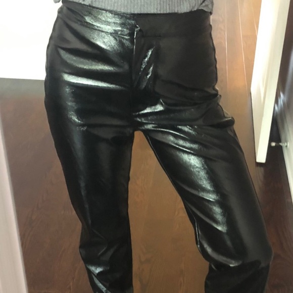 Aritzia shiny pants - Picture 4 of 4